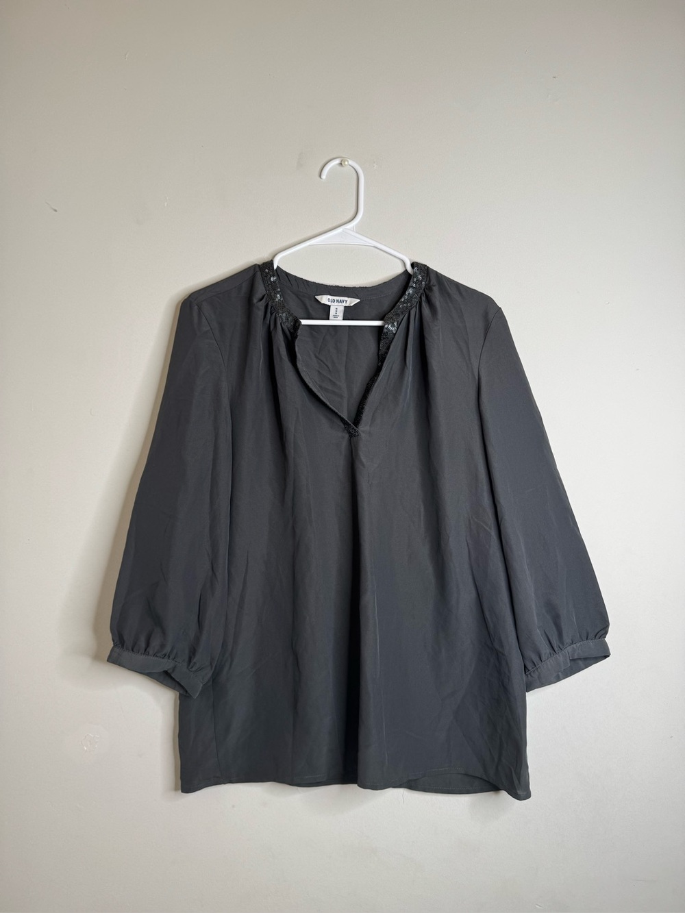 Old navy gray Split-Neck Relaxed Blouse